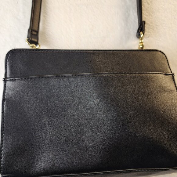 Steve Madden Black Leather  Adjustable Crossbody Shoulder Bag - Picture 3 of 6
